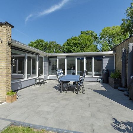 Stylish Bungalow With A Large Garden Sint Maartensvlotbrug Eksteriør bilde