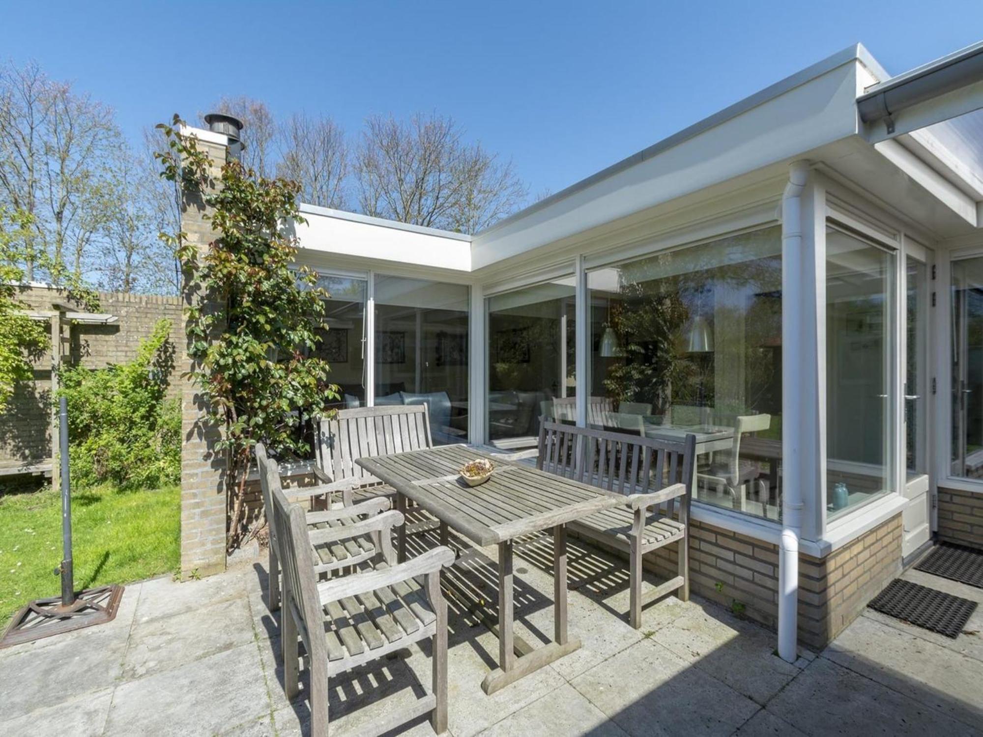Stylish Bungalow With A Large Garden Sint Maartensvlotbrug Eksteriør bilde