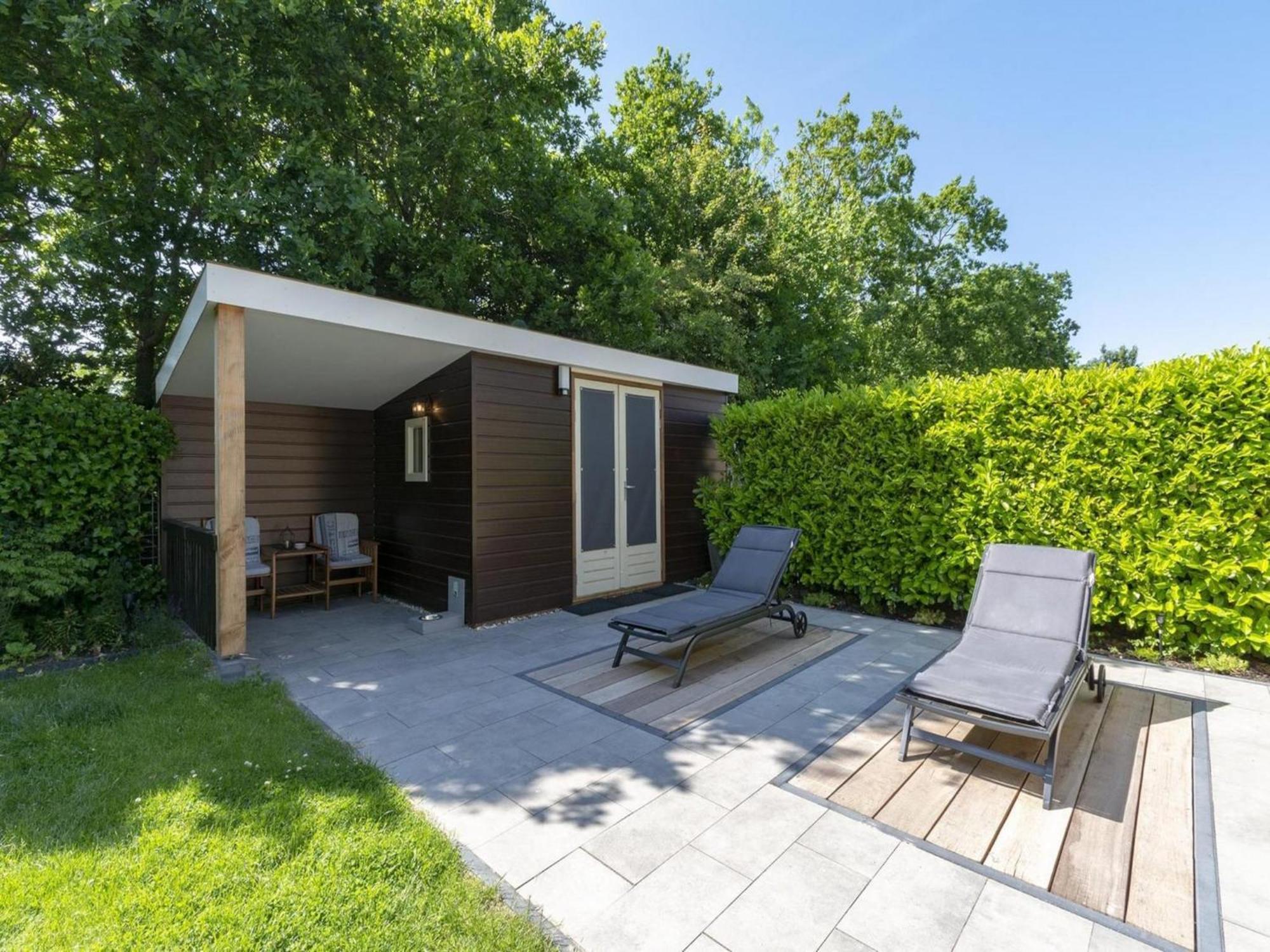 Stylish Bungalow With A Large Garden Sint Maartensvlotbrug Eksteriør bilde